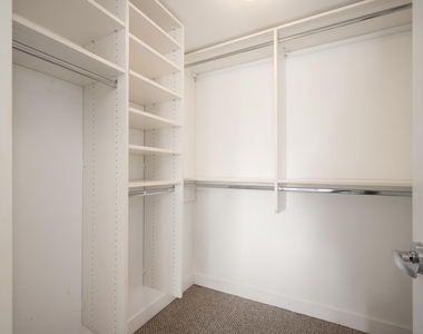 130 N Garland Court - Photo Thumbnail 18