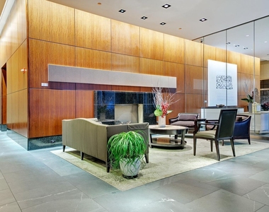 130 N Garland Court - Photo Thumbnail 23