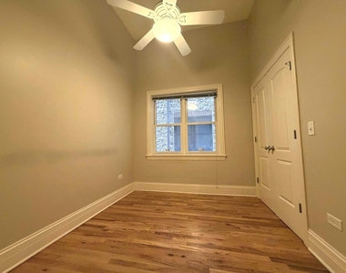 924 W Dakin Street - Photo Thumbnail 12