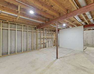 243 W Denton Avenue - Photo Thumbnail 11