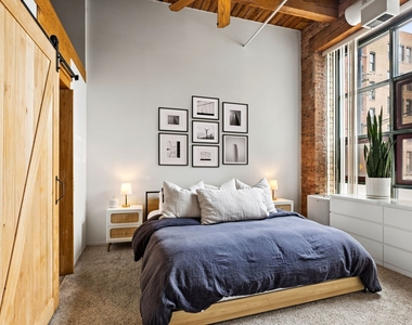 331 S Peoria Street - Photo Thumbnail 10