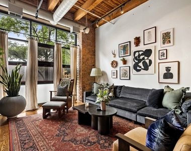 331 S Peoria Street - Photo Thumbnail 3