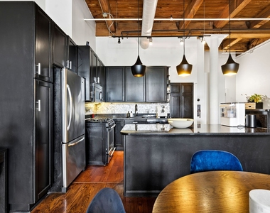 331 S Peoria Street - Photo Thumbnail 7
