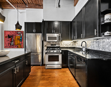331 S Peoria Street - Photo Thumbnail 8