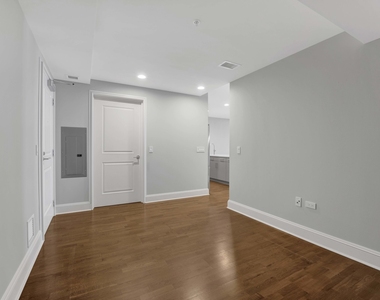 850 N Lake Shore Drive - Photo Thumbnail 24
