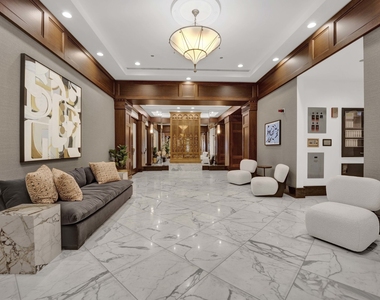 850 N Lake Shore Drive - Photo Thumbnail 33