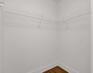850 N Lake Shore Drive - Photo Thumbnail 19