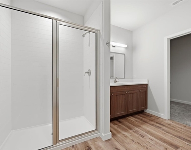 302 Miller Drive - Photo Thumbnail 10