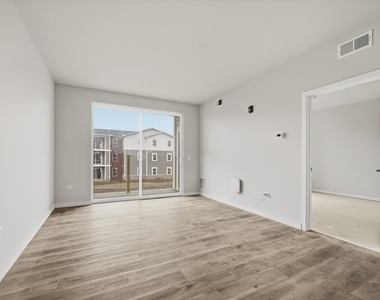 302 Miller Drive - Photo Thumbnail 4