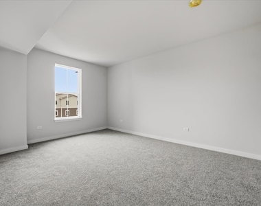 302 Miller Drive - Photo Thumbnail 11