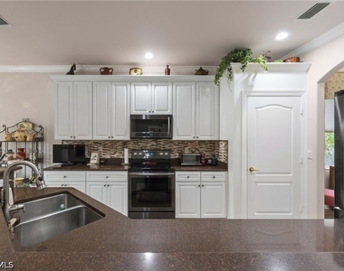 9691 Raven Court - Photo Thumbnail 16