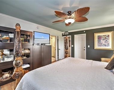 1900 Virginia Avenue - Photo Thumbnail 13