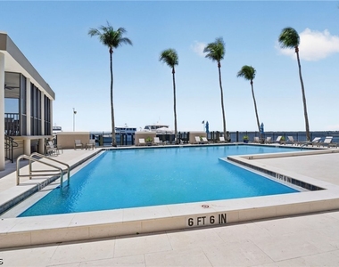 1900 Virginia Avenue - Photo Thumbnail 29