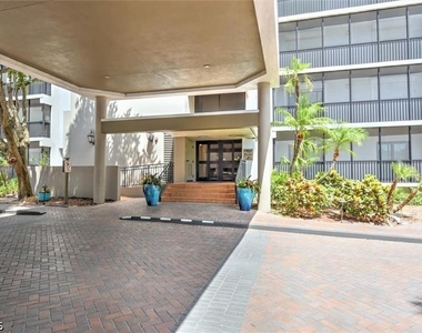 1900 Virginia Avenue - Photo Thumbnail 1
