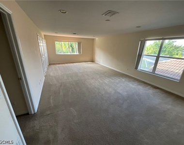 12470 Rock Ridge Lane - Photo Thumbnail 25
