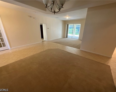 12470 Rock Ridge Lane - Photo Thumbnail 7