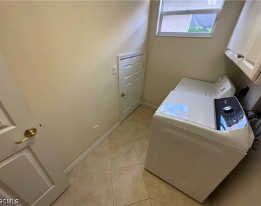 12470 Rock Ridge Lane - Photo Thumbnail 36