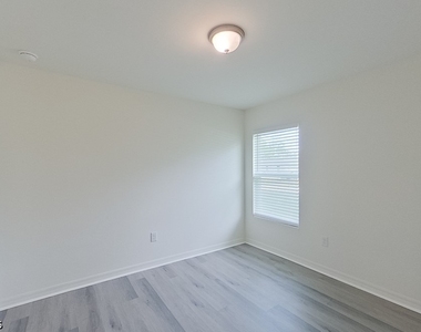 1128 Hayes Avenue S - Photo Thumbnail 7