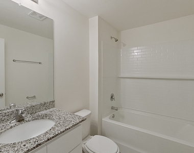 1128 Hayes Avenue S - Photo Thumbnail 9