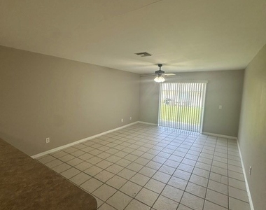 343 Grant Boulevard - Photo Thumbnail 10