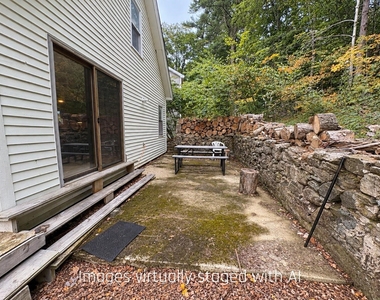 12 Littlefield - Photo Thumbnail 11