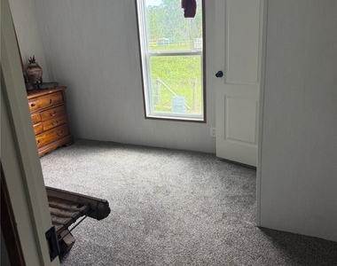375 N Lindero Street - Photo Thumbnail 11