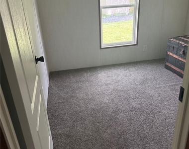 375 N Lindero Street - Photo Thumbnail 16