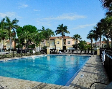 1828 Pine Valley Drive - Photo Thumbnail 20