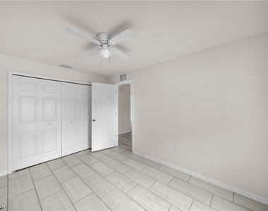 532 Hancock Bridge Pkwy - Photo Thumbnail 7