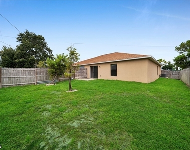 532 Hancock Bridge Pkwy - Photo Thumbnail 14