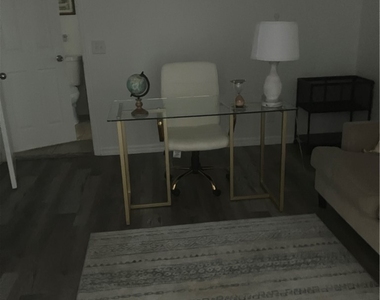 4229 Sw 14th Avenue - Photo Thumbnail 1