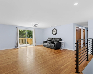 480 Woodlawn Ridge - Photo Thumbnail 18