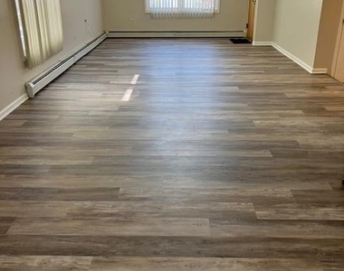 124 Chestnut - Photo Thumbnail 1