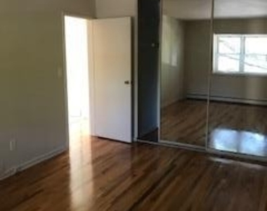 79 Washington - Photo Thumbnail 7