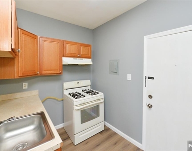29 Dodd - Photo Thumbnail 3
