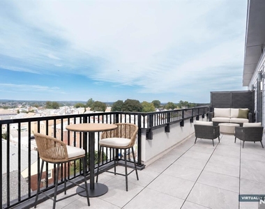 77 Ridge - Photo Thumbnail 8