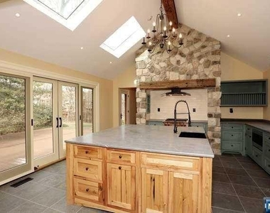 44 W Hill - Photo Thumbnail 14