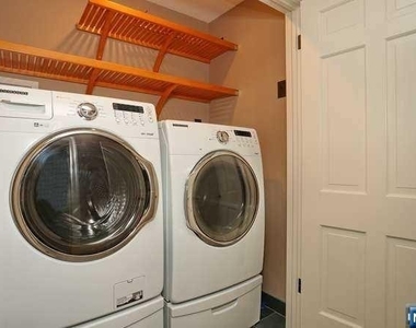 44 W Hill - Photo Thumbnail 23