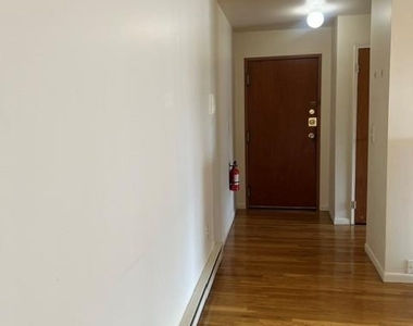 123 Grove - Photo Thumbnail 1