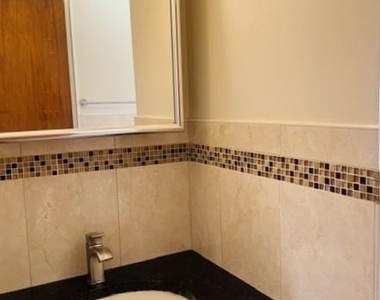 123 Grove - Photo Thumbnail 9