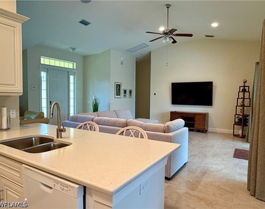 732 7th Avenue N - Photo Thumbnail 34