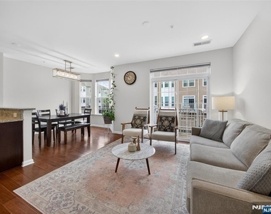 15 Wesmont - Photo Thumbnail 7
