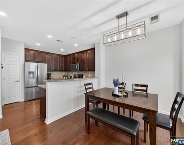15 Wesmont - Photo Thumbnail 16