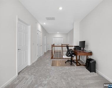 15 Wesmont - Photo Thumbnail 22