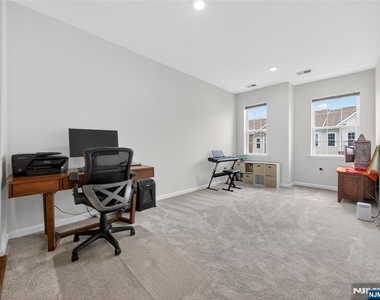 15 Wesmont - Photo Thumbnail 20