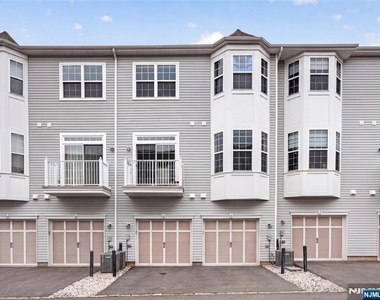15 Wesmont - Photo Thumbnail 34