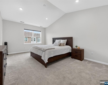 15 Wesmont - Photo Thumbnail 24