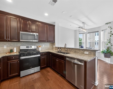 15 Wesmont - Photo Thumbnail 13
