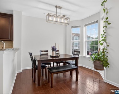 15 Wesmont - Photo Thumbnail 9