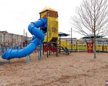 15 Wesmont - Photo Thumbnail 43